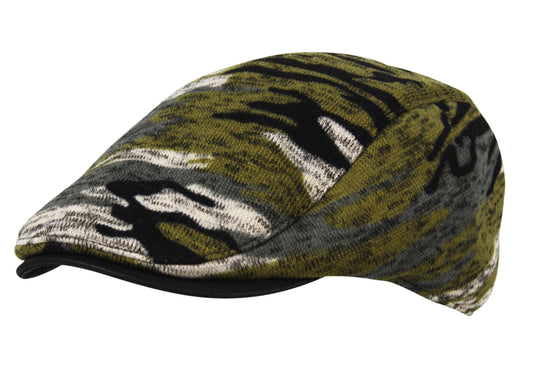 Men's Army Camo Fleece Lined Warm Beanie Hat in Woodland Green